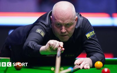 Masters Snooker LIVE: Watch live coverage as Judd Trump vs John Higgins - scores, stream & results