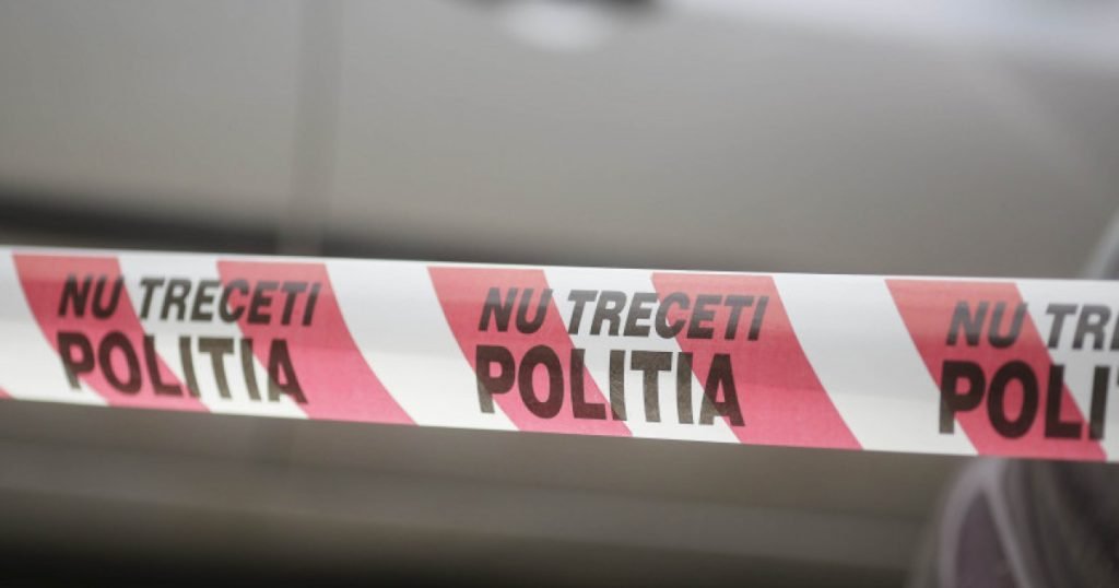 O femeie din București, medic radiolog, a fost găsită moartă în casa ei. Autoritățile au deschis o anchetă