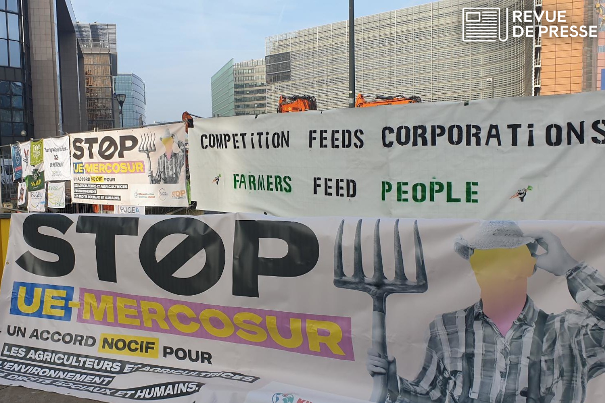 Agricultorii europeni se mobilizează împotriva acordului Mercosur O descindere masivă a agricultorilor din întreaga Europă către Parlamentul European are loc astăzi, 20 ianuarie, la Strasbourg