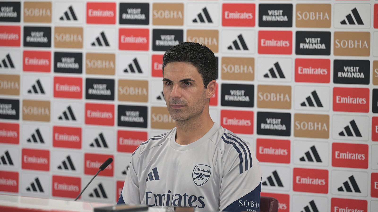 Arsenal se pregătește pentru semifinala Cupei Carabao cu Chelsea Mikel Arteta, antrenorul echipei Arsenal, a oferit detalii despre starea echipei sale înaintea primei manșe a semifinalei Cupei Carabao, programată împotriva rivalilor de la Chelsea