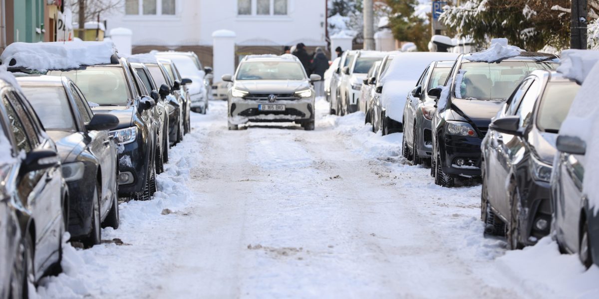 Ninsori în București, sâmbătă noapte / Anunțul șefei ANM