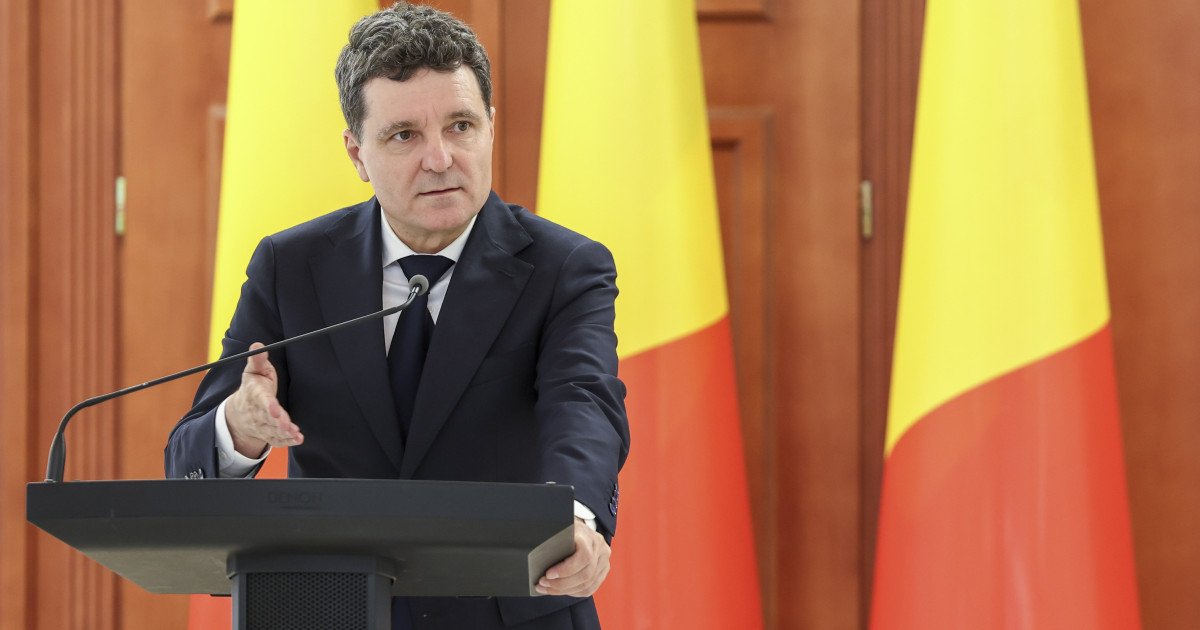 Nicuşor Dan vizitează Focşani şi Iaşi de Ziua Micii Uniri