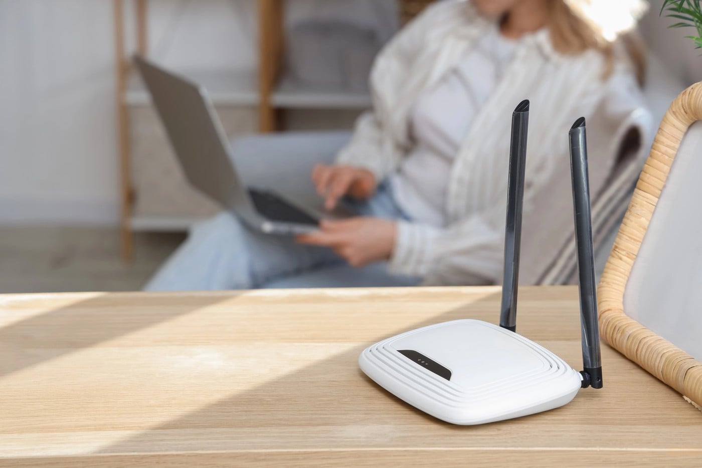 Ce elemente să eviți să plasezi lângă routerul Wi-Fi