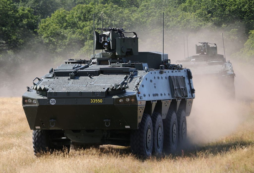 Ucraina își modernizează transportoarele blindate pentru a contracara amenințările dronelor Forțele armate ale Ucrainei intensifică eforturile de adaptare a echipamentelor militare pentru a răspunde noilor forme de război aerian