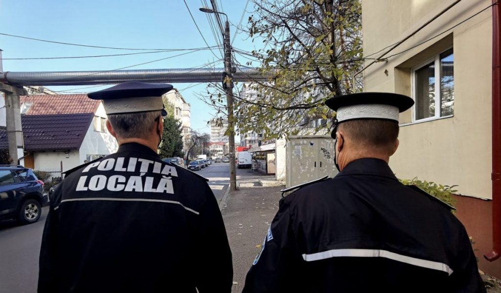 Sute de poliţişti locali din Buzău ar putea primi despăgubiri după o decizie recentă a Tribunalului Buzău ce vine ca o întorsătură semnificativă în cazul unor abuzuri administrative din urmă cu aproape un deceniu