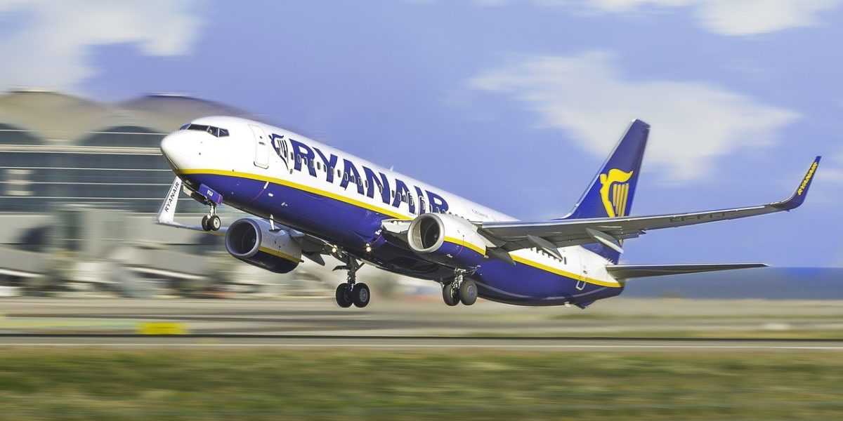 Ryanair.jpg - StiriAlese