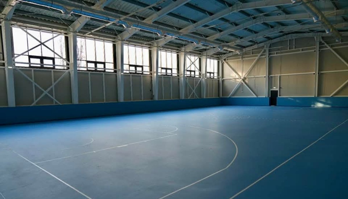 Școlile din Sectorul 3 pregătite pentru închirierea sălilor de sport, după un proiect de hotărâre aflat pe masa Consiliului Local Autoritățile din Sectorul 3 analizează o propunere de modificare a legislației locale menit să valorifice spațiile sportive din cadrul aproape unei treimi dintre școlile din sector