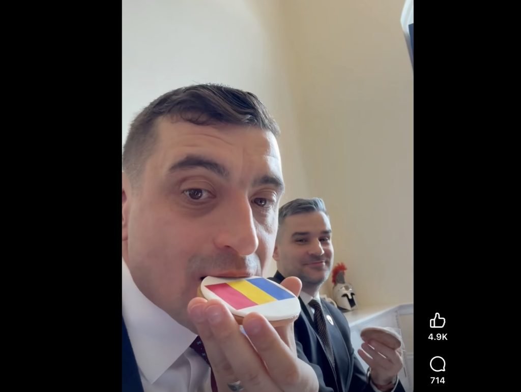 Simion minimiza tăierea tortului Groenlandei, mâncând un fursec cu steagul României: „Avem o problemă în Parlament”