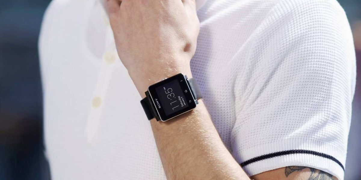 Sony-SmartWatch.jpg - StiriAlese