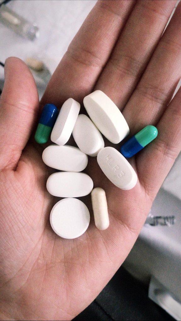 Criza medicamentelor de pe piața românească pune în pericol sănătatea pacienților internați, iar situația de la Spitalul Județean de Urgență din Reșița nu face excepție