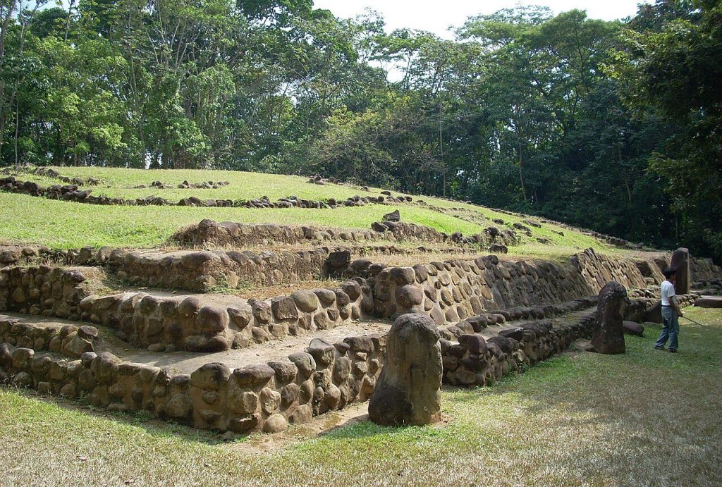 Descoperire impresionantă în Mexic: o necropolă de peste 1.400 de ani, păstrată aproape intactă Arheologii mexicani au făcut o descoperire extraordinară în situl zapotec din Oaxaca, unde au dezgropat o necropolă veche de peste 1.400 de ani