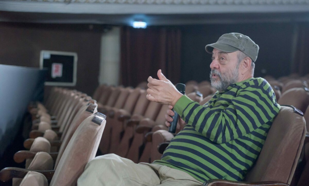 Teatrul Maghiar din Cluj clarifică: piesa „Regele Moare” nu a fost retrasă din Budapesta din motive politice sau similitudini cu spectacolul lui Purcărete