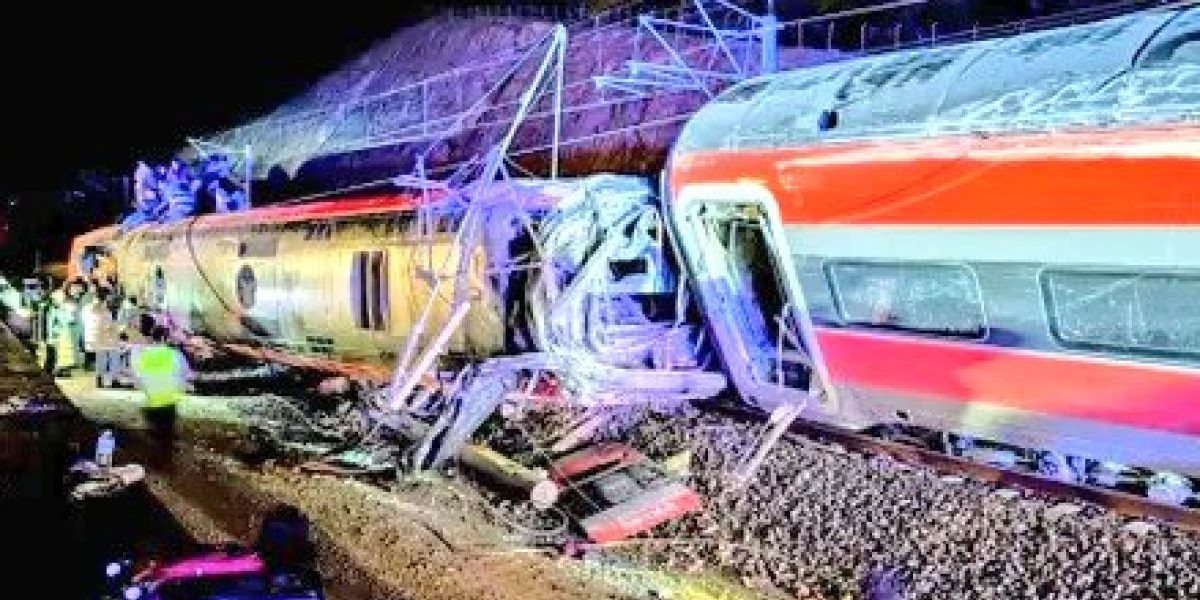 Cel puţin 39 de morţi într-o tragedie feroviară în sudul Spaniei. Ministrul Transporturilor: „Este un accident extrem de ciudat”