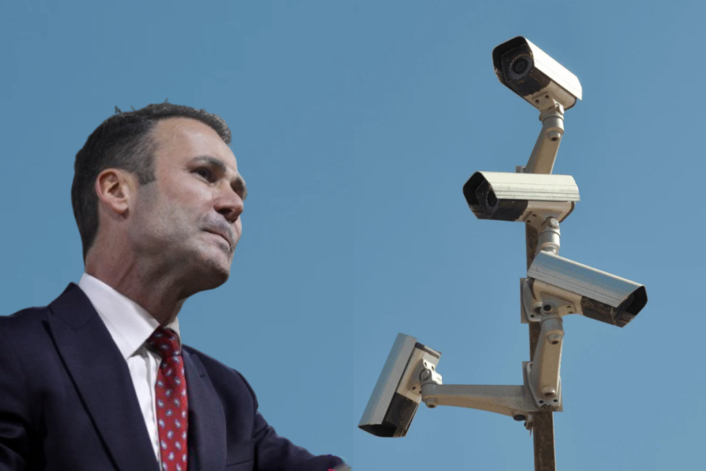 Primăria Sectorului 3 a scos din buget peste 800.000 de euro pentru o flote de camere de supraveghere destinate autovehiculelor din dotare, iar atribuirea contractelor ridică semne de întrebare în privința transparenței și a modului în care se face selecția firmelor câștigătoare