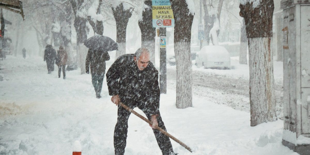 Vremea-va-fi-geroasa_pexels-scaled.jpg - StiriAlese