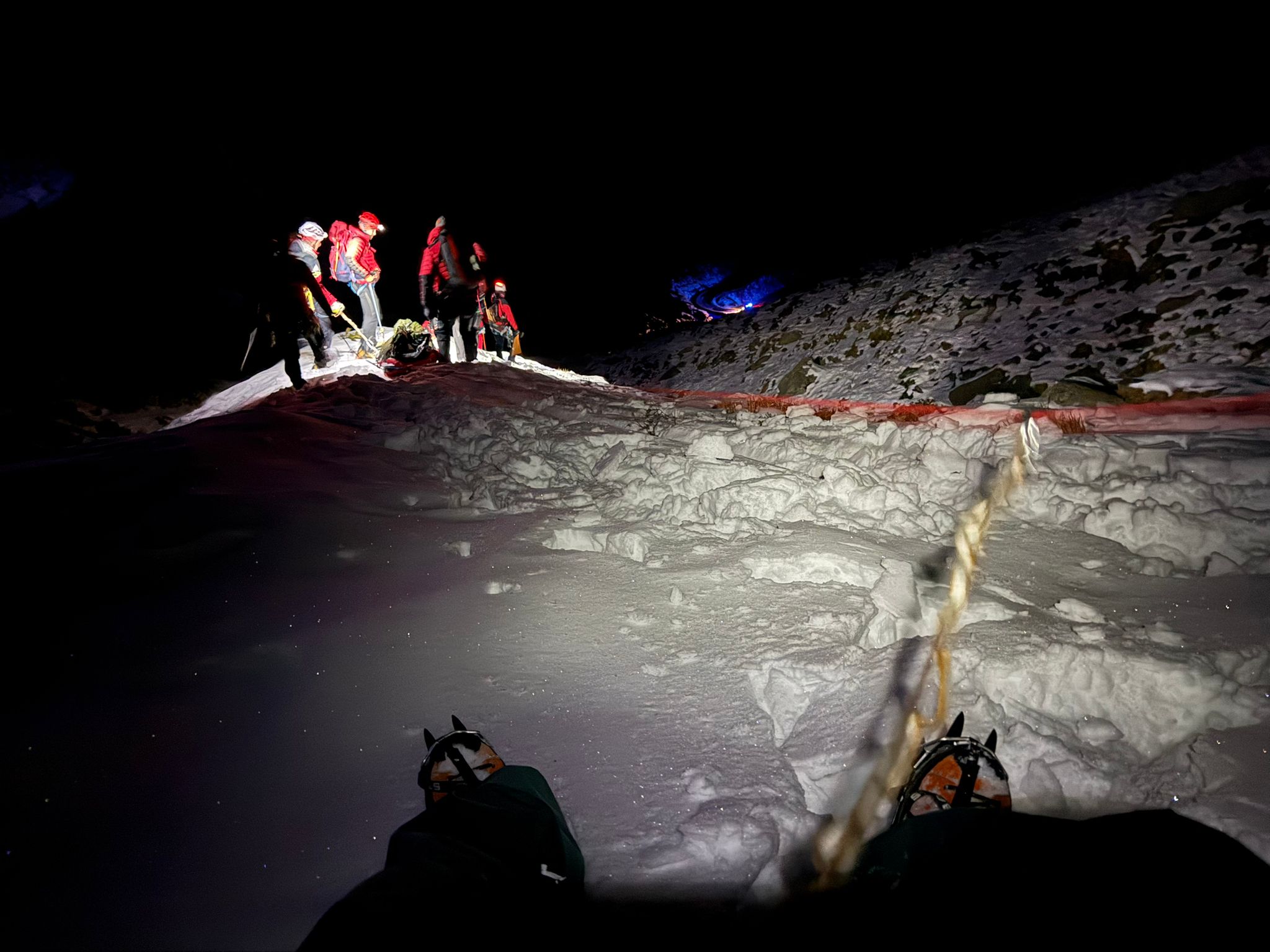 Zi critică pentru salvamontiști în munții României: 52 de persoane salvate în ultimele 24 de ore În ultimele 24 de ore, salvamontiștii din România au intervenit de urgență pentru a recupera și salva 52 de persoane aflate în dificultate pe traseele montane