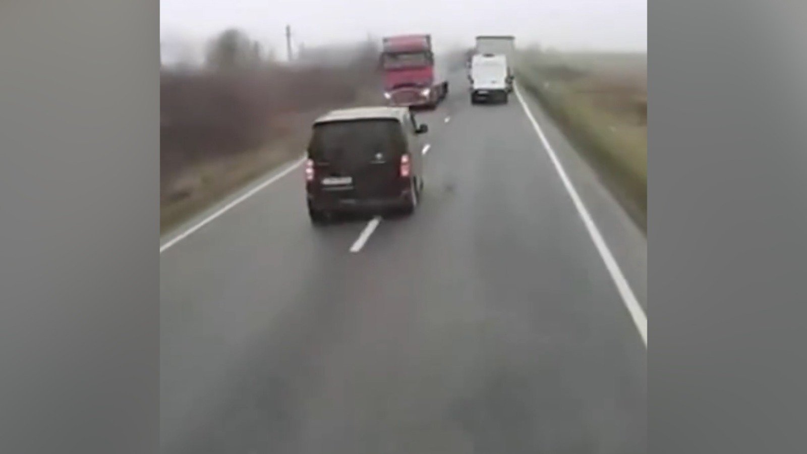 Accident tragic în Timiș: Expertul Titi Aur respinge ipoteza supraviețuitorului Un accident devastator a avut loc marți în județul Timiș, soldându-se cu șapte vieți pierdute