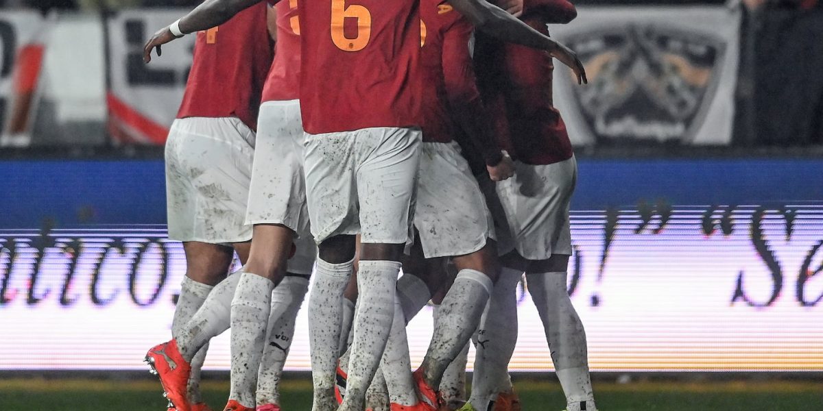 XT37UVKDRFNFXCCAESWNDWPU5Q.jpg - StiriAlese