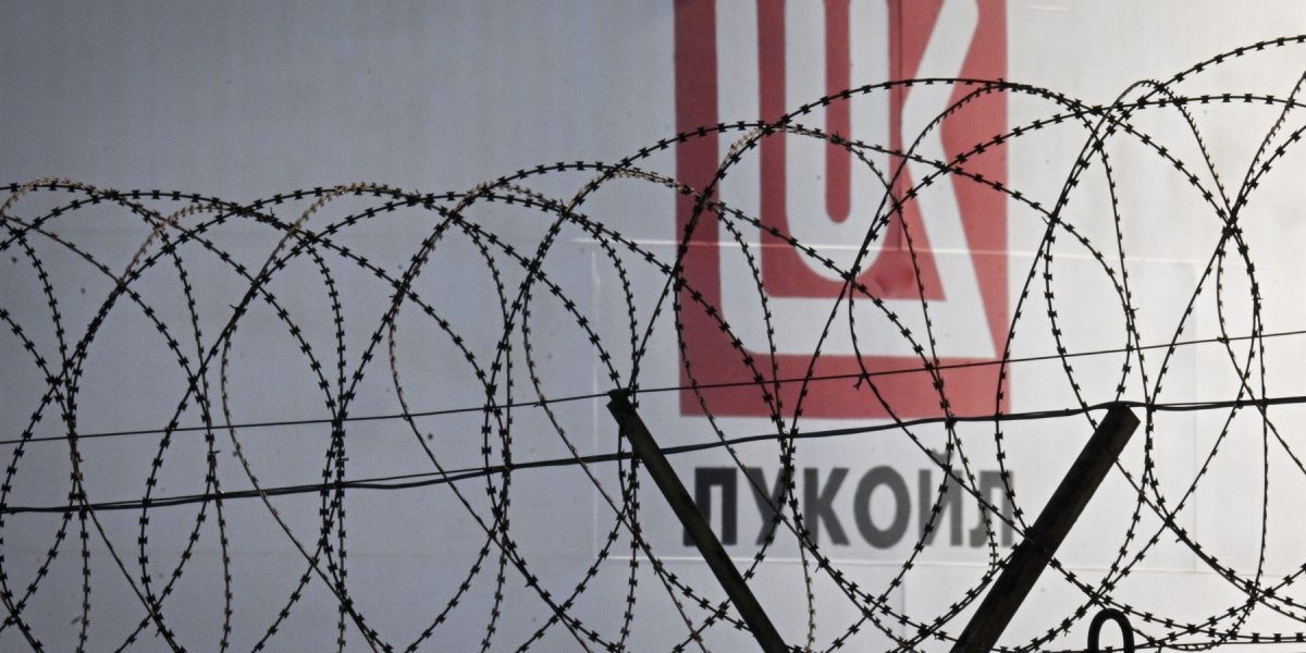 aGFzaD04MzBhZWVkYWUyMGRmYTUzODhkMjcxZWQ3MzY0MDQ3NQ.thumb_.jpg - StiriAlese