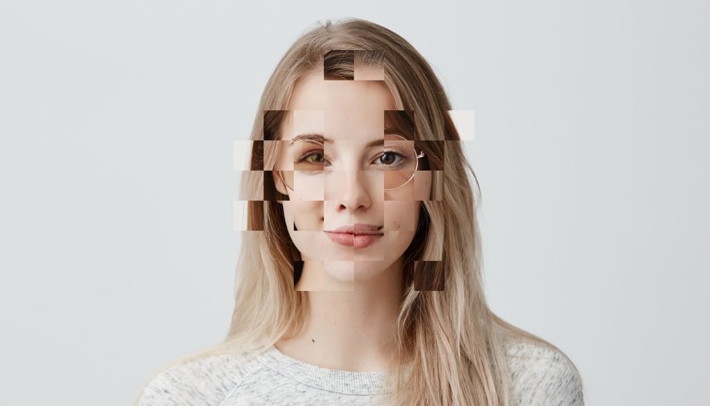 Deepfake-urile, tehnologia controversată care permite crearea de video-uri și imagini false extrem de credibile, devin din ce în ce mai sofisticate și mai accesibile