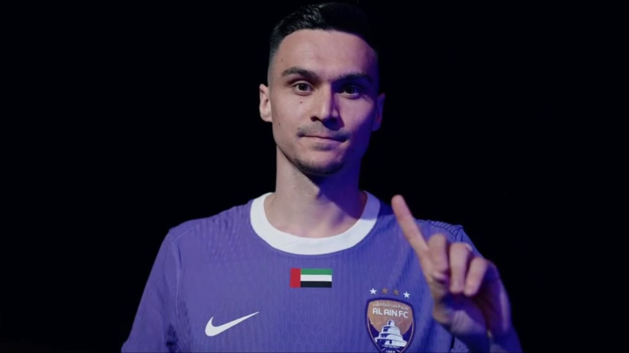 Adrian Şut începe un nou capitol în carieră la Al-Ain Mijlocașul Adrian Şut, în vârstă de 26 de ani, a decis să își continue cariera în Emiratele Arabe Unite, semnând un contract cu echipa Al-Ain, după o perioadă în care a îmbrăcat tricoul celor de la FCSB