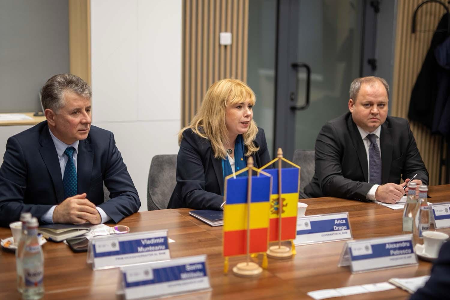 Moldova se pregătește pentru un turneu internațional de redresare bancară, după decenii de criză şi scandal După un deceniu plin de turbulențe, crize și scandaluri de corupție, Republica Moldova pare să fie gata să primească un sprijin major din partea creditorilor internaționali, anunță guvernatorul Băncii Naționale, Anca Dragu