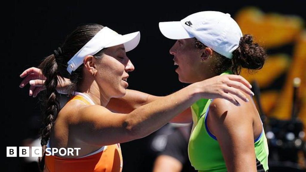 Swiatek se apropie de istorie la Australian Open Iga Swiatek, jucătoarea poloneză clasată pe locul doi în lume, a demonstrat din nou că este o forță de temut pe terenul de tenis, avansând cu hotărâre în turneul Australian Open