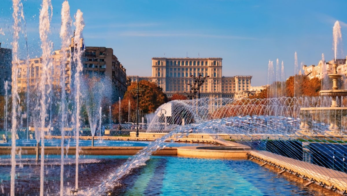 Discuții continuă pentru finanțarea dezvoltării Bucureștiului, în contextul inechităților bugetare Situația financiară a Capitalei devine din ce în ce mai presantă, în ciuda eforturilor autorităților de a găsi soluții pentru asigurarea unei finanțări adecvate pentru proiectele de dezvoltare
