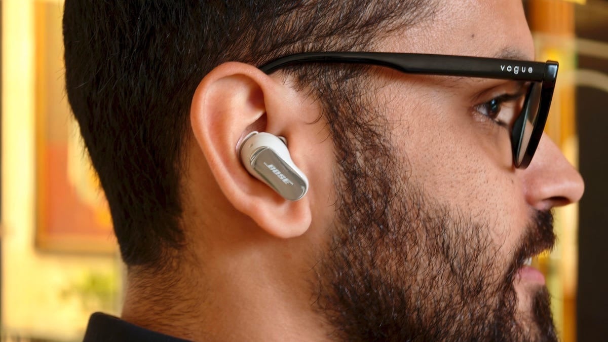 Tehnologia wireless a schimbat radical modul în care interacționăm cu dispozitivele audio: căști true wireless, headset-uri over-ear și boxe portabile se conectează instantaneu, fără bătăi de cap, chiar și fără a fi nevoie să apeși un buton