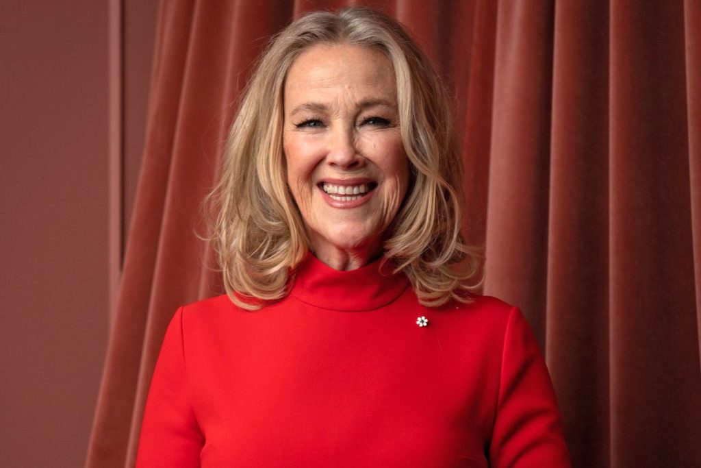 A murit actrița Catherine O’Hara, un simbol al comediei canadiene Actrița canadiană Catherine O’Hara a decedat vineri, 30 ianuarie, la vârsta de 71 de ani