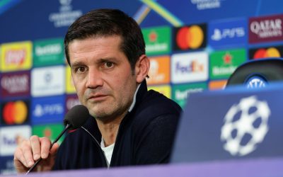 chivu-2.jpg - StiriAlese