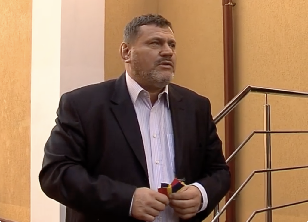 Fostul primar al Sectorului 6, Cristian Poteraș, a rămas, mai mult decât oricând, în memoria publică legat de implicarea sa în scandaluri de corupție decât pentru realizările administrative sau reformele implementate