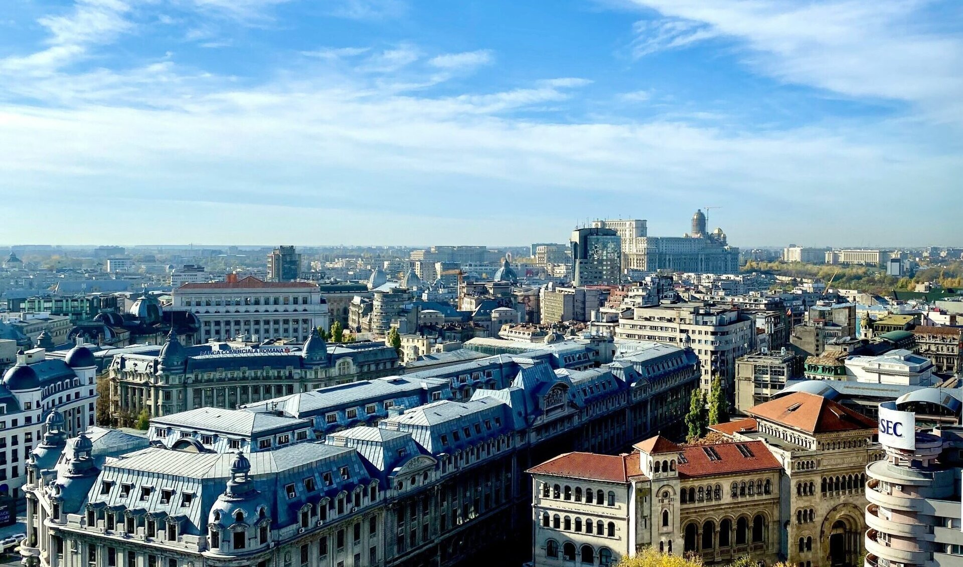 Bucureștiul rămâne preferata turiștilor și în vârful sezonului estival 2025 Capitala României își păstrează poziția de centru turistic principal, chiar și în sezonul estival