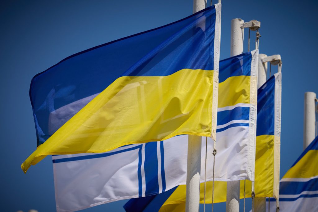 Consilierii europeni pentru securitate națională, la Kiev pentru discuții strategice de amploare Reprezentanții Consiliului European pentru Securitate Națională au sosit în Ucraina, sâmbătă, într-un moment de intensificare a dialogului diplomatic referitor la situația de securitate din regiune