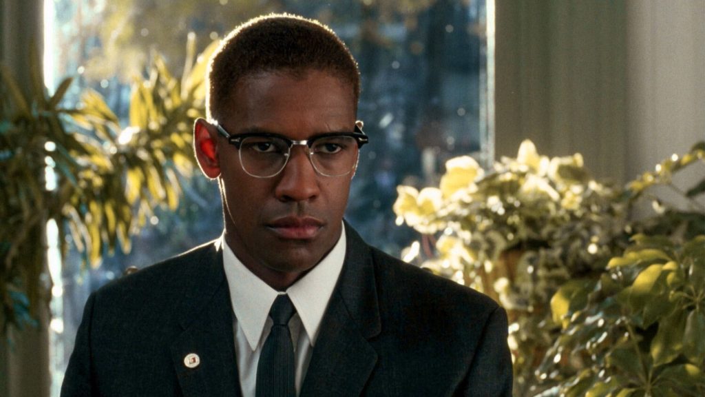 Roger Ebert critică premiul Oscar care a ferecat talentul lui Denzel Washington