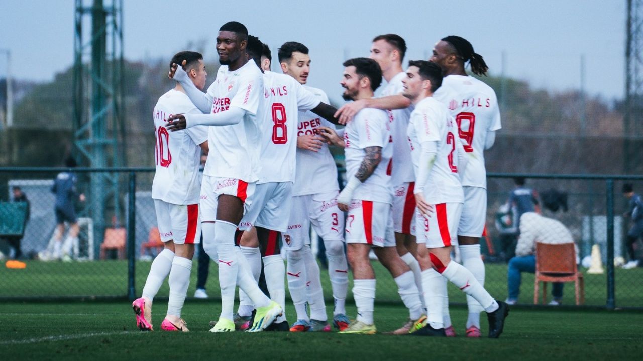 Dinamo înfruntă Gangwon FC în ultimul test din Antalya! Echipă de start.