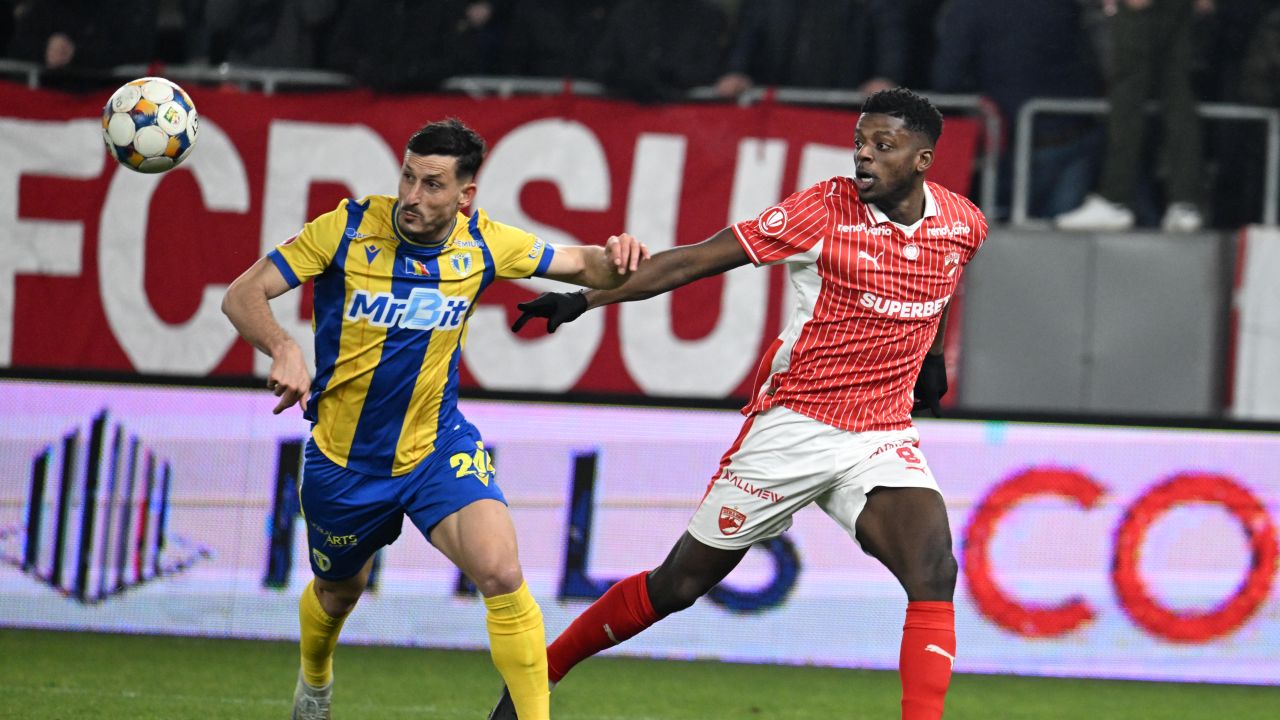 Dinamo, înfruntare crucială cu Petrolul Ploiești Astăzi, atmosfera de pe stadionul Dinamo a fost electrizantă, iar susținătorii echipei au venit în număr mare pentru a asista la un meci de fotbal care promitea intensitate și spectaculozitate