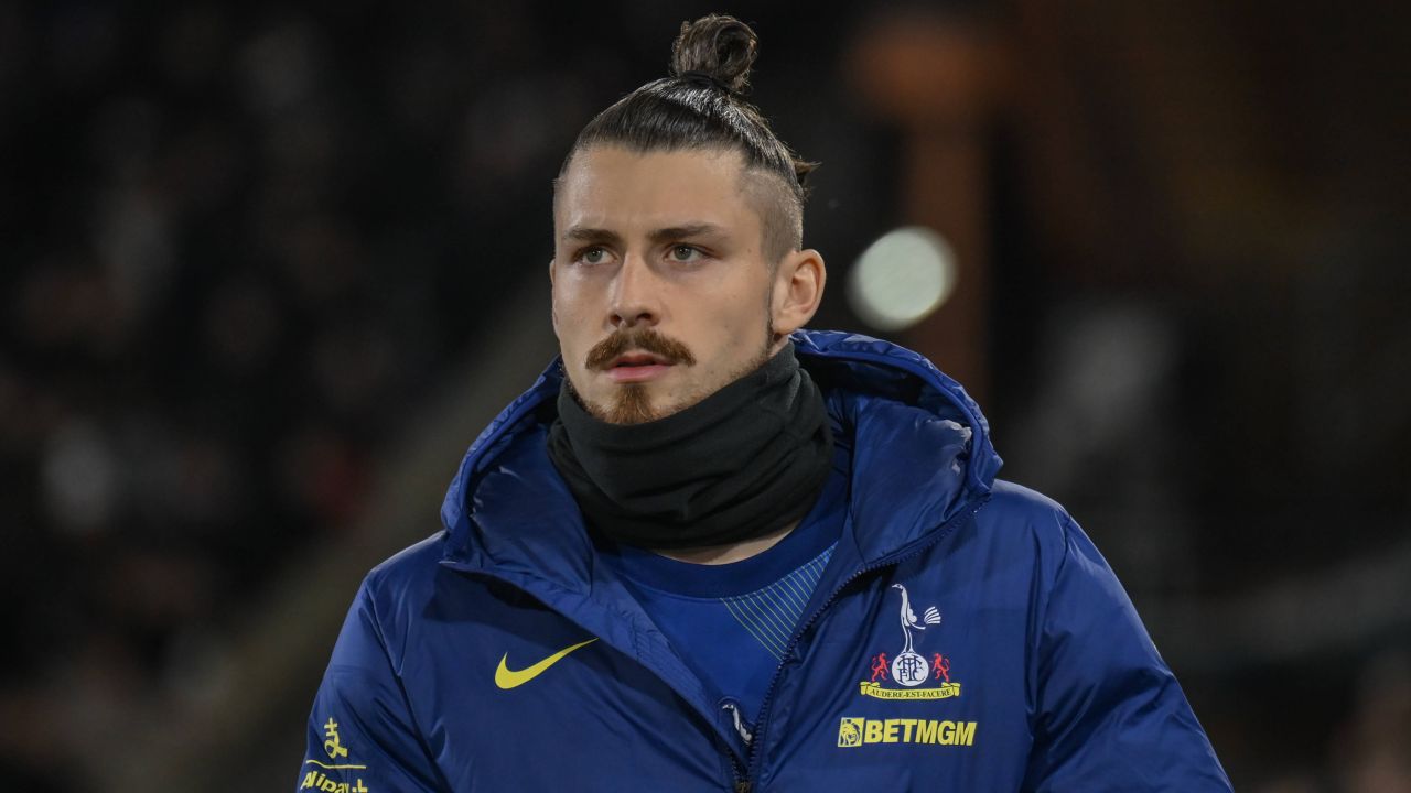 Premier League ajunge pe VOYO: O nouă eră pentru pasionații de fotbal din România Premier League, cea mai urmărită ligă de fotbal din lume, va fi disponibilă începând din această săptămână pe platforma de streaming VOYO