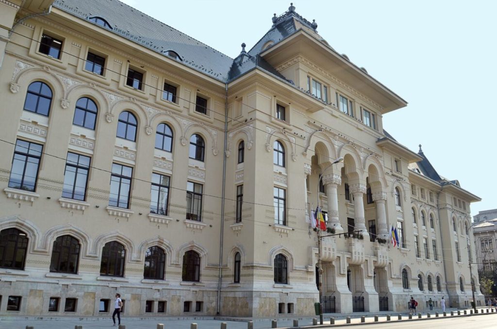 Necesitatea unei redistribuiri echilibrate a fondurilor între Primăria Capitalei și primăriile de sector, afirmă Nicușor Dan Primarul general al Bucureștiului, Nicușor Dan, a subliniat, vineri, într-o conferință de presă, faptul că administrația locală are nevoie de o reechilibrare a distribuției de fonduri, pentru a asigura o gestionare mai eficientă a resurselor și pentru a răspunde mai bine nevoilor cetățenilor