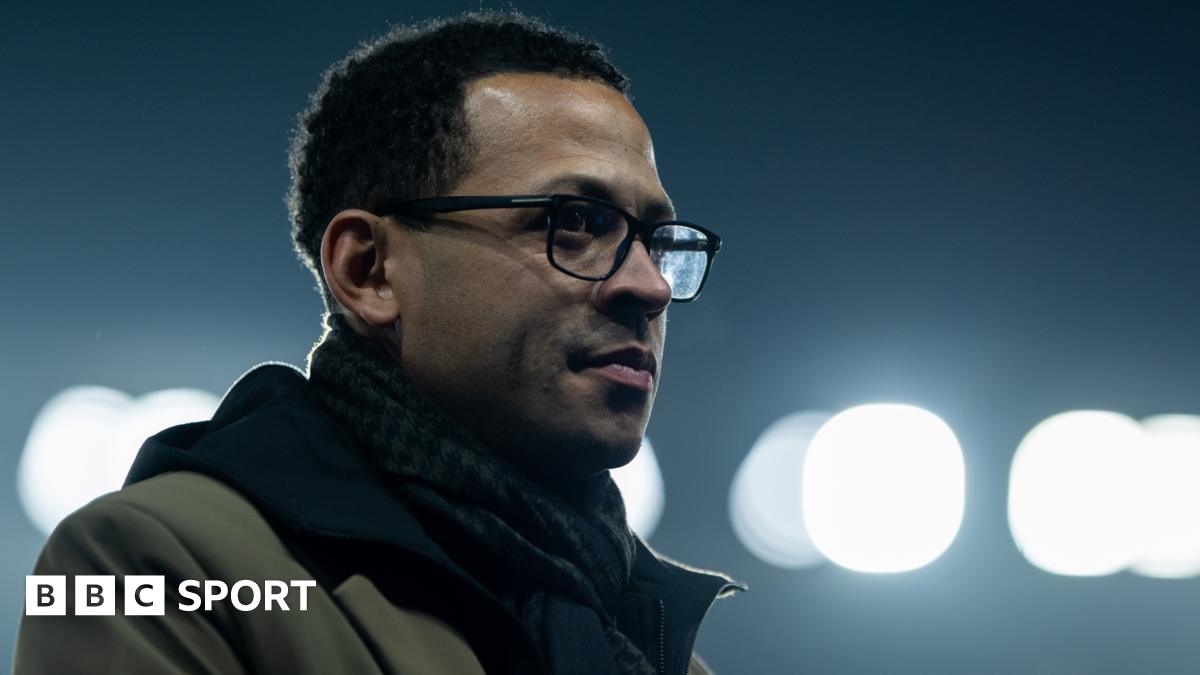 Chelsea l-a numit pe Liam Rosenior manager interimar LIVE!
