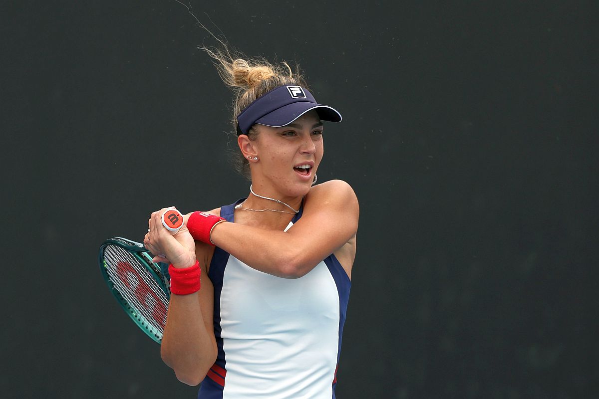 Jaqueline Cristian, eliminată prematur de Karolina Muchova la Australian Open Jaqueline Cristian a părăsit Australian Open în primul tur, fiind învinsă de Karolina Muchova în două seturi, 3-6, 6-7 (6-8)
