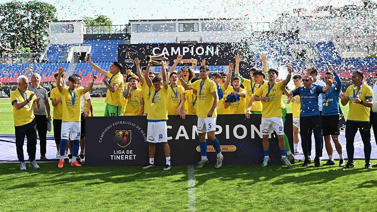 Academia lui Gică Hagi: Fagure de talent, dar cu provocări în continuare Academia de fotbal a lui Gică Hagi, recunoscută ca un veritabil fief al talentului în România, continuă să producă jucători promițători