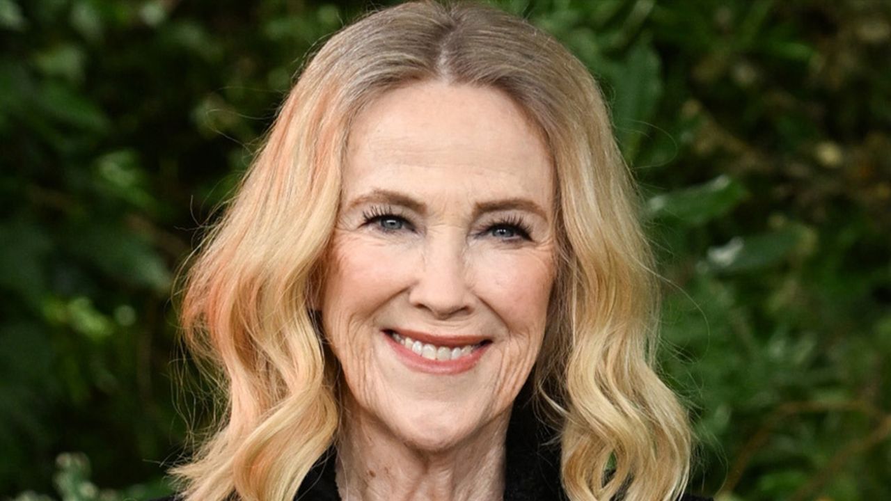 Doliu în lumea cinematografiei: Catherine O’Hara a murit la 30 ianuarie Actrița canadiană Catherine O’Hara, cunoscută pentru roluri iconice în comedie, a decedat vineri, 30 ianuarie