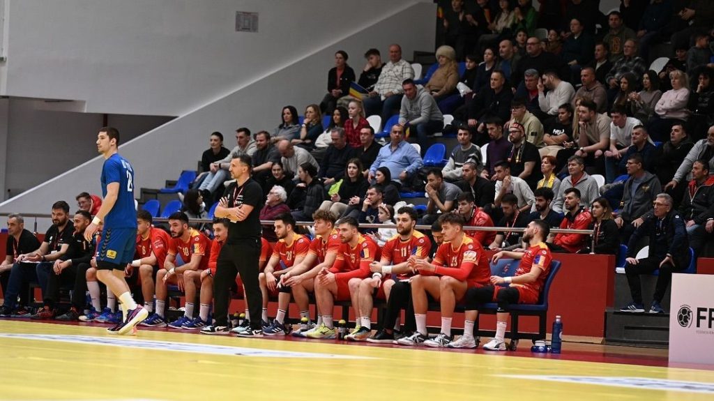 România înfruntă o nouă înfrângere în amicalul cu Ungaria, 0-2 la Gyor.