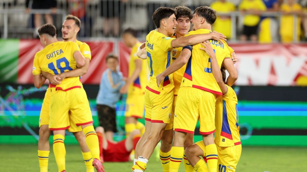 Dinamo transferă un fost coleg al lui Yamal din Spania