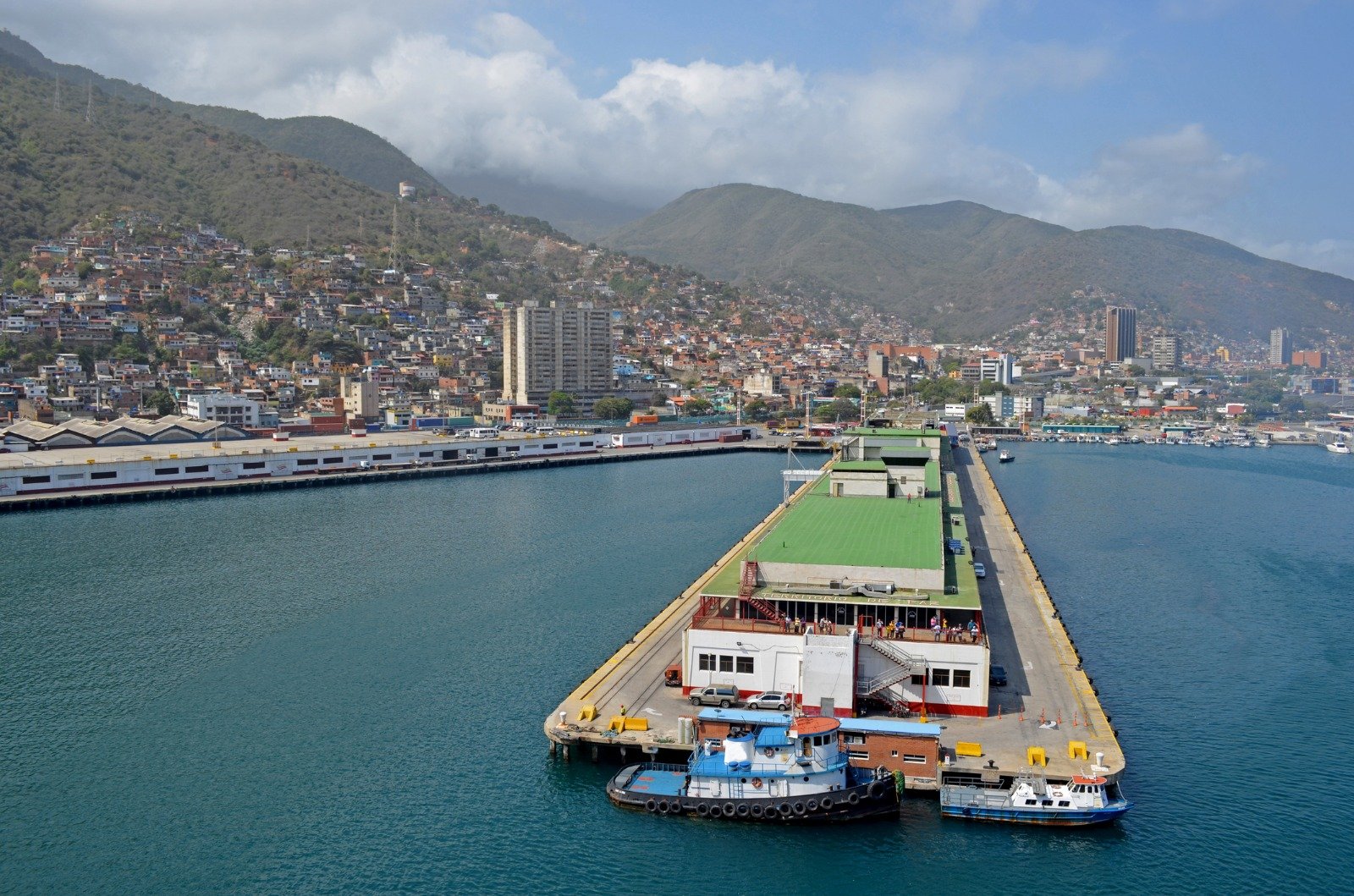 Venezuela deține cele mai mari rezerve de petrol, dar producția poate fi inversată de Trump?