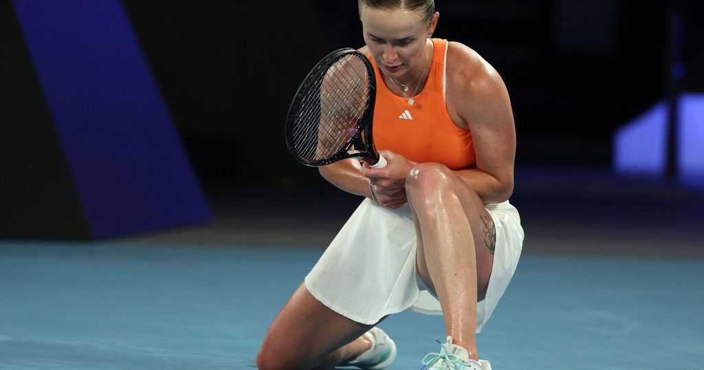Aryna Sabalenka avansează în finala Australian Open: victoria categorică în fața Elinei Svitolina Jucătoarea bielorusă Aryna Sabalenka, numărul unu mondial, s-a calificat pentru al patrulea an consecutiv în finala turneului Australian Open, după o victorie convingătoare în fața ucraineancei Elina Svitolina