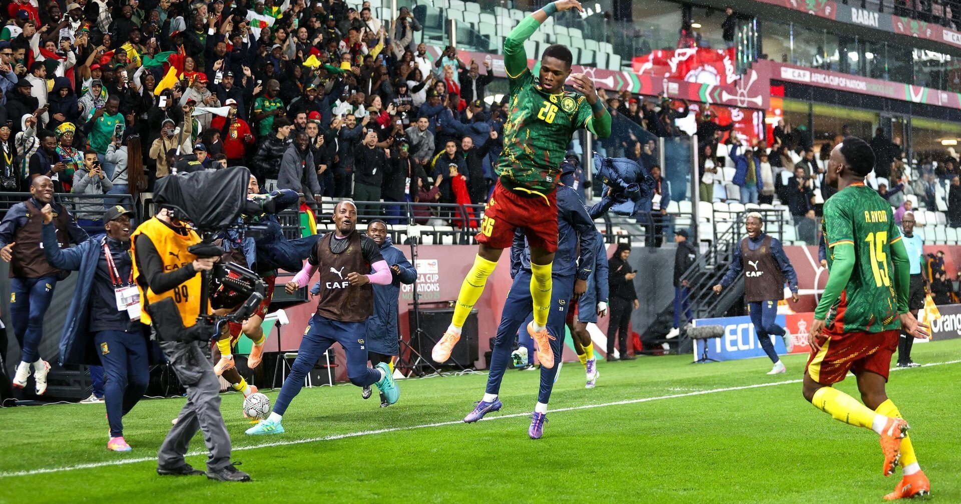 Devis Epassy și Camerunul elimină Africa de Sud în sferturile Cupei Africii!