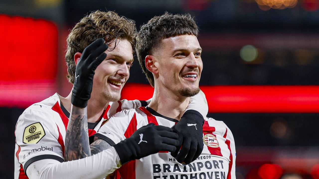 PSV și Excelsior se duelează pentru puncte prețioase în Eredivisie În etapa cu numărul 18 a campionatului olandez de fotbal, Eredivisie, PSV Eindhoven se pregătește să înfrunte echipa Excelsior într-un meci care promite să fie unul plin de intensitate