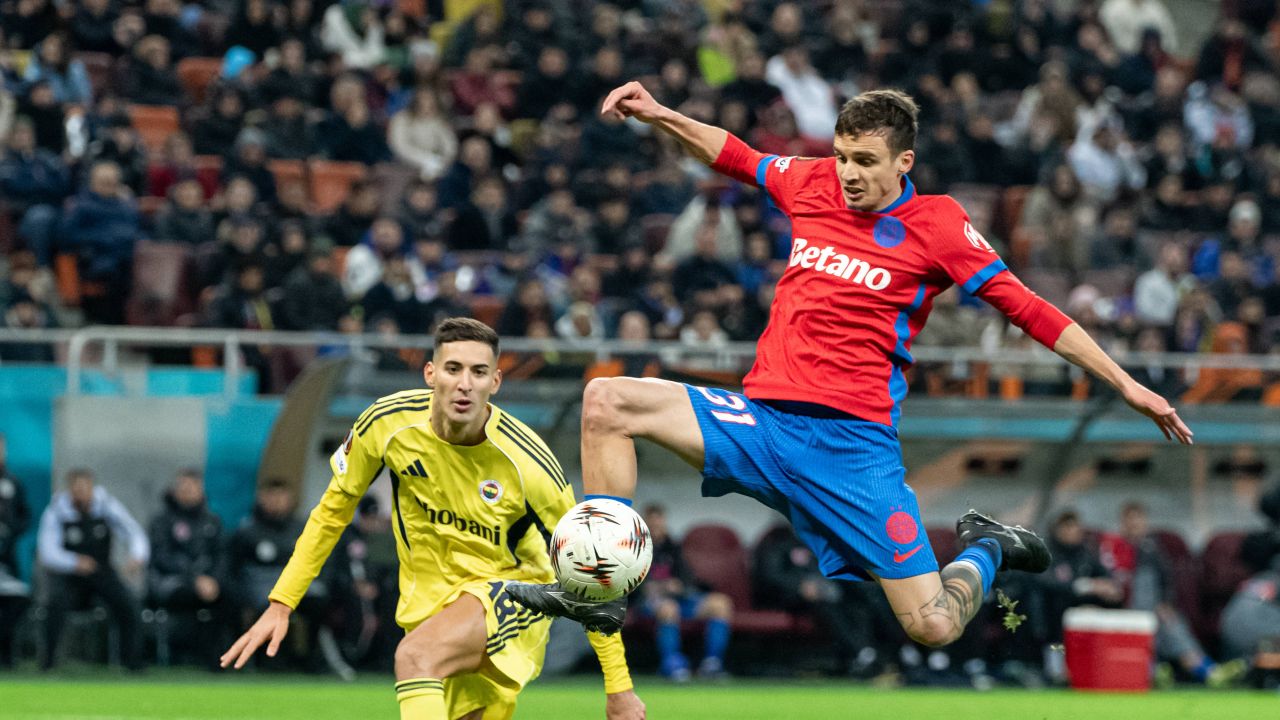 Remiză pe Arena Națională: Turcii dezamăgiți de înfruntarea cu România Meciul dintre România și Turcia, desfășurat pe Arena Națională, s-a încheiat cu o remiză care nu a reușit să aprindă entuziasmul în rândul jurnaliștilor turci